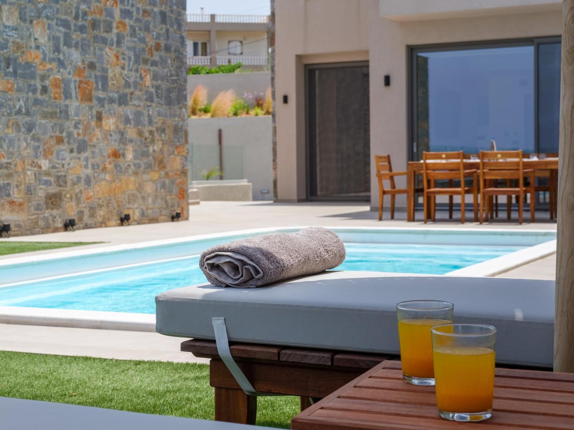 Ligaria Mare Villa Agia Pelagia  Luaran gambar